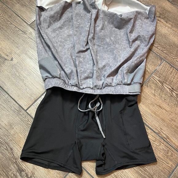 Lululemon Gray T.H.E. Shorts Men’s Size‎ Small - Picture 3 of 7